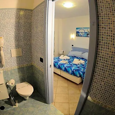 Bed & Breakfast A 2 Passi Dagli Dei 4*